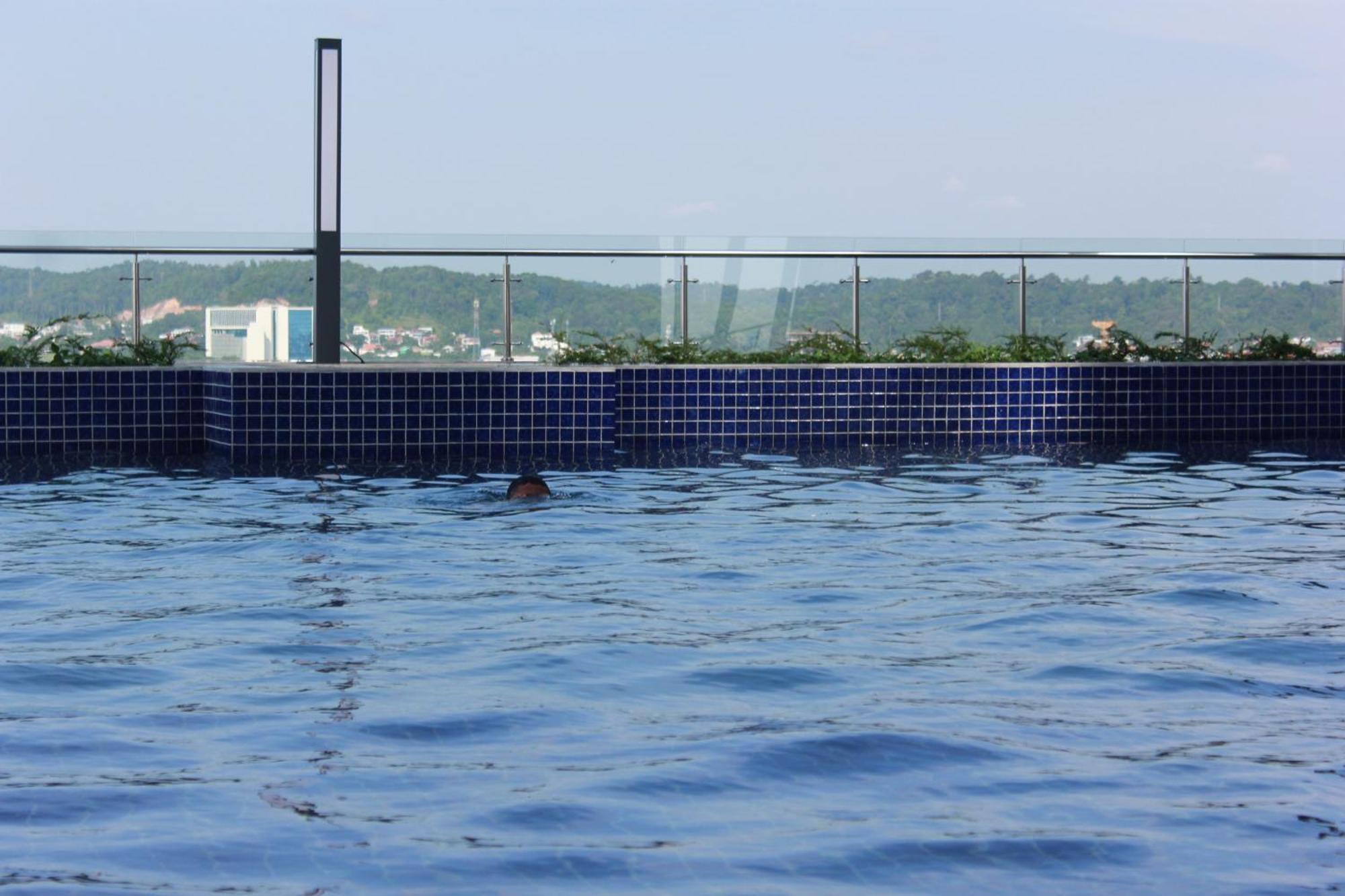 Galeno Pollux Habibie Apartment Batam